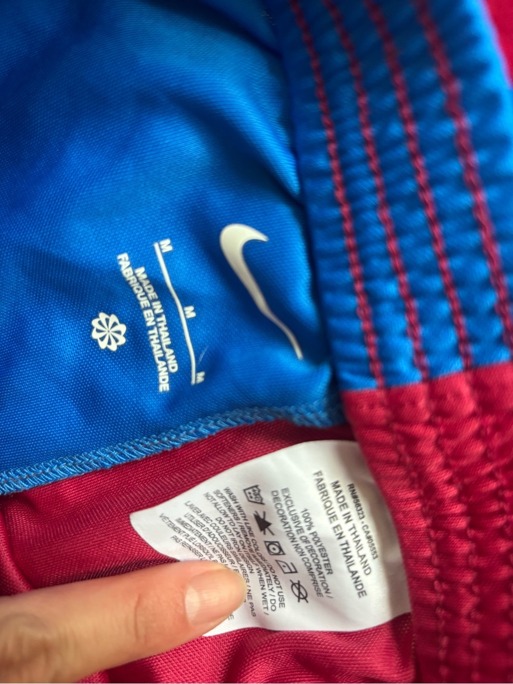 Nike Kids FC Barcelona Blue & Maroon Jersey and Shorts Set - Picture 4 of 5